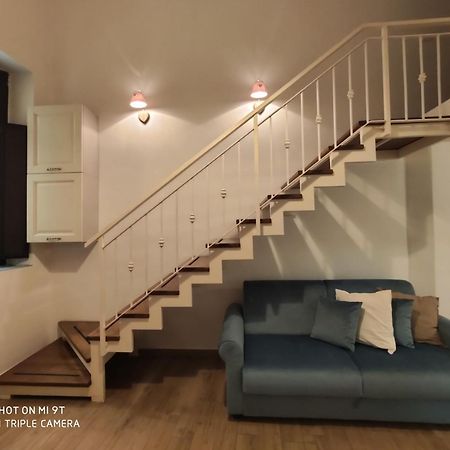 Minu Apartman Gaeta Szoba fotó